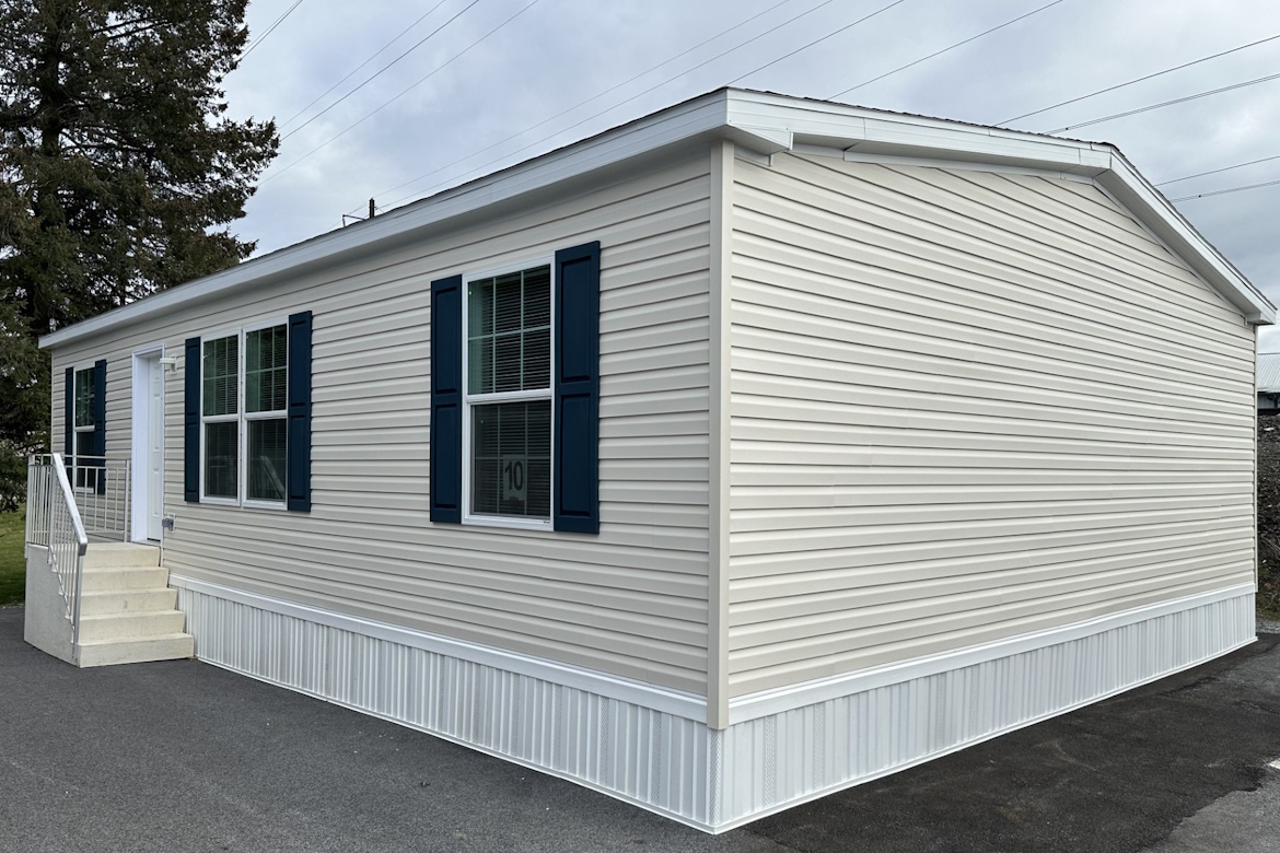 Superior Homes custom built Modular Manufactured mobile homes houses Lancaster PA York PA Thomasville PA Kinzers PA Harrisburg PA